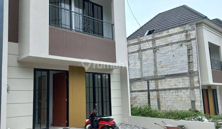 Rumah di grafika Banyumanik Semarang Terlaris dekat Transmart Exittol Banyumanik 2