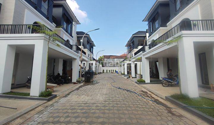 Rumah.tengah.kota.dekat Exittol.gayamsari.semarang