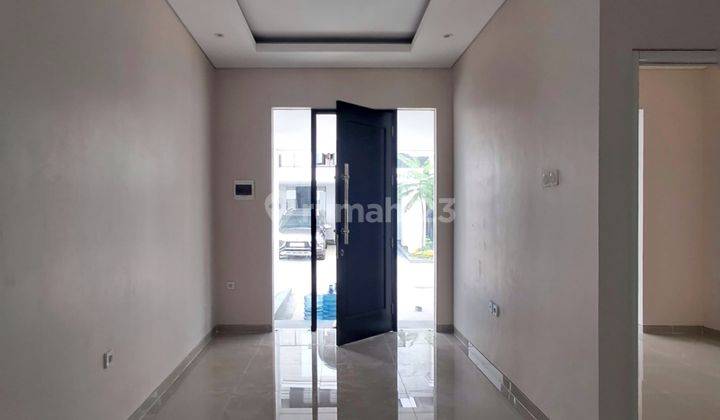 Rumah 3 Lantai Tengah Kota Semarang Dekat Exittol Gayamsari Majapahit