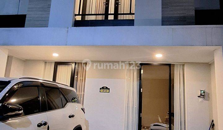 Rumah.2.lantai.cluster.mewah.di.pudak.payung.banyumanik 2