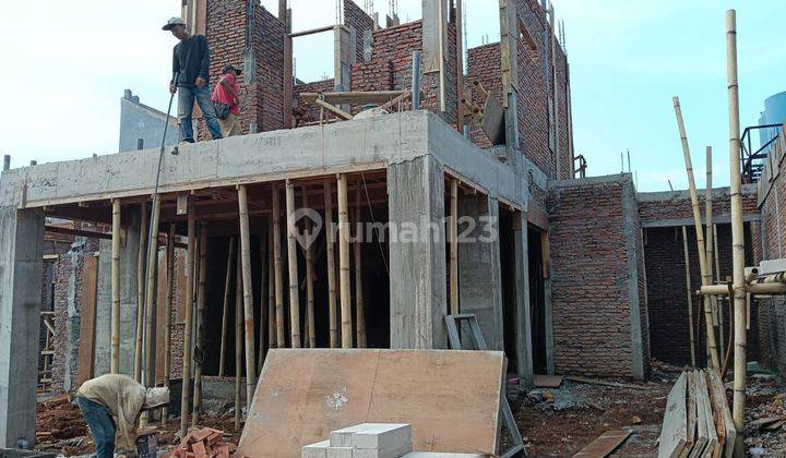 Rumah Usaha 3 Lantai Ruko Palebon Raya Majapahit Semarang