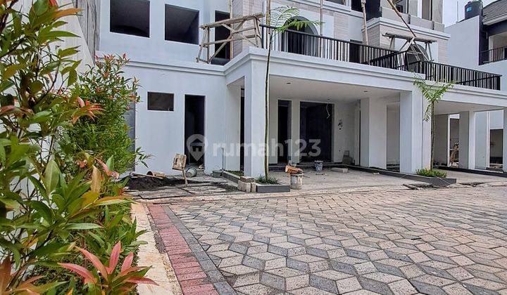 Rumah Siap Huni Depan Stadion Jatidiri Gajahmungkur Tlagabodas Tol Jatingaleh.pusat Kota Semarang 1
