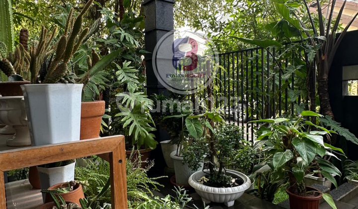 Nice 2-Story House Ready to Occupyd in Bintaro Jaya Sector 5 Complex 2