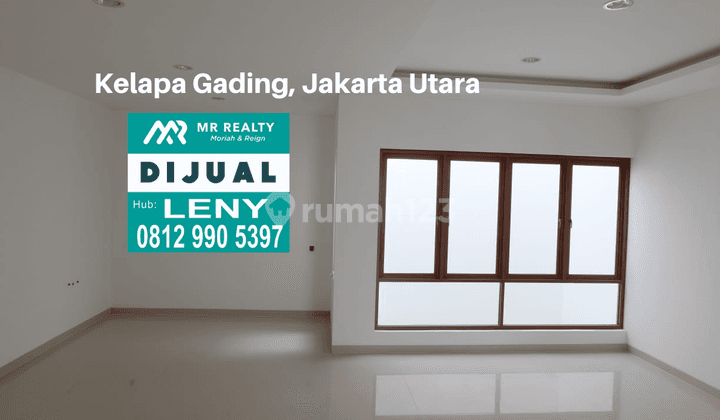 RUMAH BARU BAGUS MODERN MINIMALIS DI KOMPLEK KELAPA GADING, JAKARTA UTARA 1