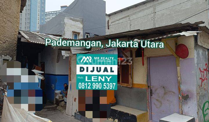 RUMAH LAMA HOOK DI PADEMANGAN, JAKARTA UTARA 1