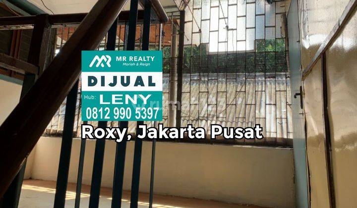 RUMAH LAMA 1,5 LANTAI DI ROXY, JAKARTA PUSAT 2