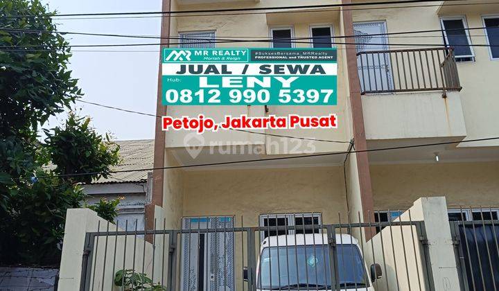 Rumah Minimalis 3,5 Lantai Di Petojo, Jakarta Pusat 1