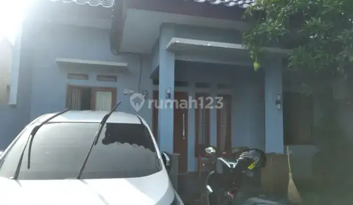 Disewakan Rumah Rapi Terawat di Pondok Ranji 2