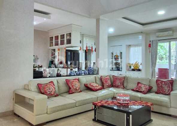 Want a Semi-Furnished House That's Ready to Live In With Certificate That Can Be KPR Choose This Unit Only De Park Bsd Ready to Negotiate