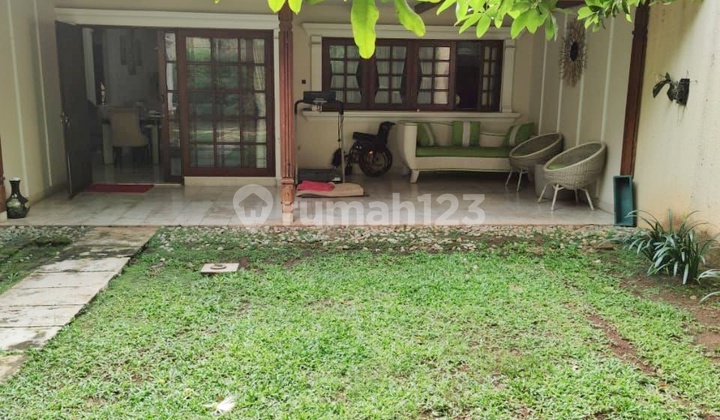 Want a Menteng Jakarta House That's Cheap, Close to Everything? Choose This Unit, Negotiable Price, KPR Available.