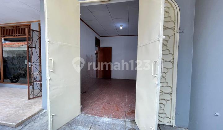 Rumah Lebar 12 Panjang 15 D Tomang Lokasi Aman dan Nyaman Rumah Lebar 12 Panjang 15 D Tomang Lokasi Aman dan Nyaman