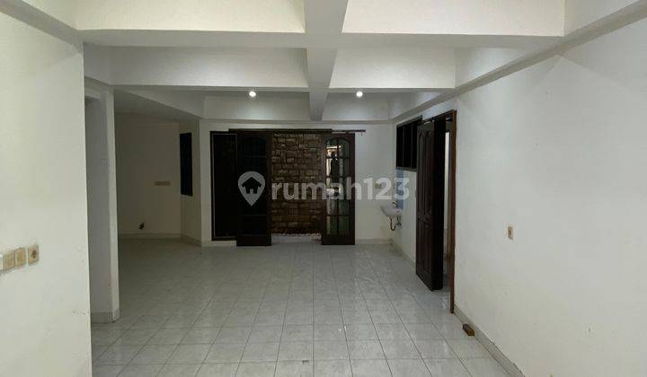 Rumah Lebar 12 Di Greenville Lebar Jalan 3 Mobil  1