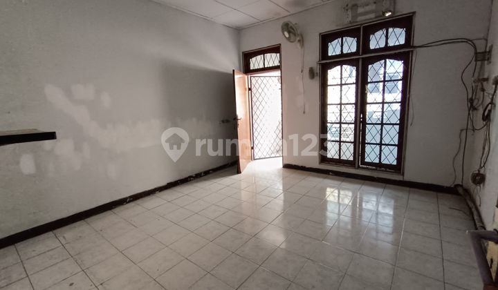 Disewakan Rumah Di Jelambar Dekat Stasiun Jarang Ada Disewakan Rumah Di Jelambar Dekat Stasiun Jarang Ada