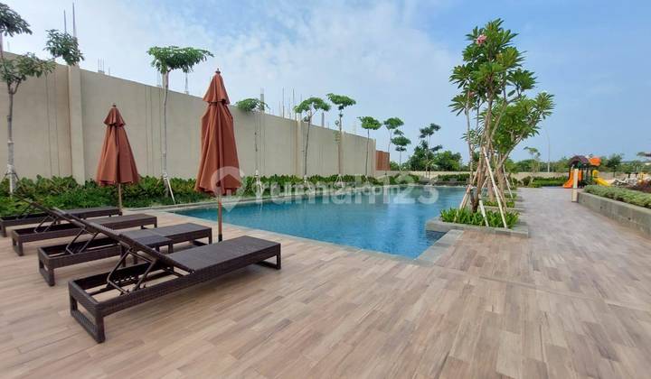 Rumah Bagus 3 Lantai Semi Furnished di Asya, Cakung, Jakarta Timur 2