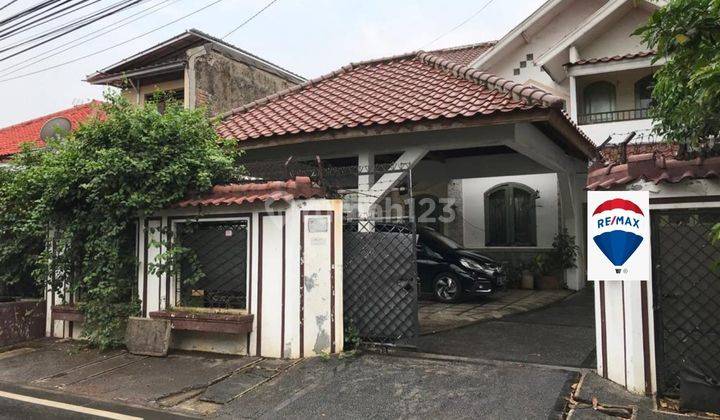 Dijual Rumah Nyaman Dan Luas di Makassar, Jakarta Timur 1