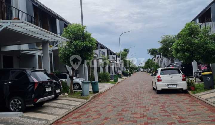 Selling at a Loss!!! Wisteria cluster Metland includes 4 AC units SHM _ In Metland Cakung