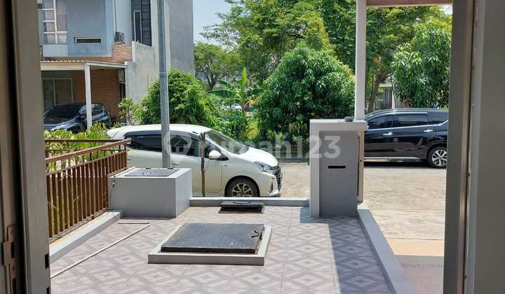 Di Jual Rumah 2 Lantai di Cluster Vasana Harapan Indah Sudah Renovasi Dekat Summarecon Crown Gading