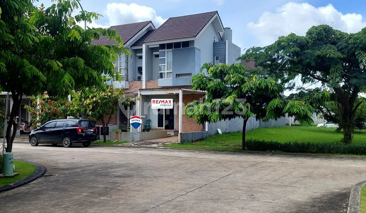 Rumah 2 Lantai Dalam Cluster Vasana Di Harapan Indah 2 Bekasi 2