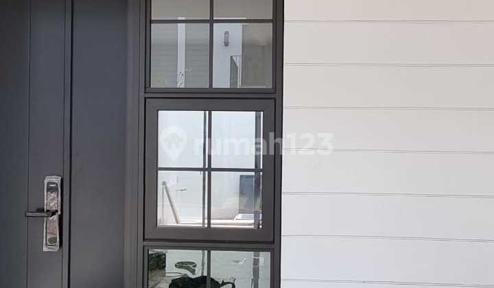 For sale at a loss / for rent new house with beautiful number in Maison de Wisteria, Cakung, East Jakarta. 2