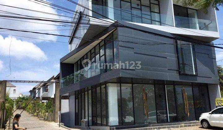 Premium 3-Storey Shophouse Strategic Location Best Investment Jimbaran 1