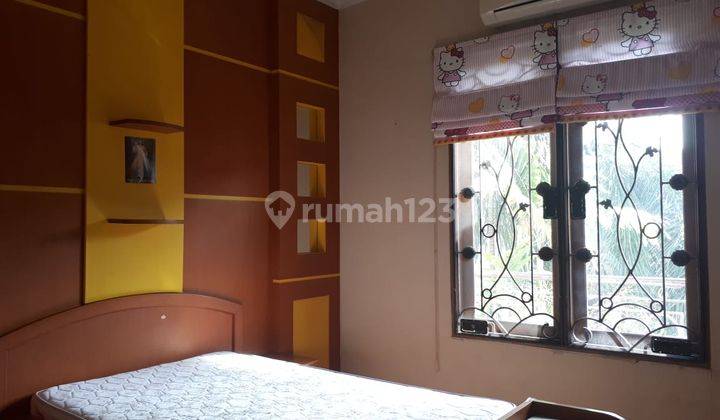 Disewakan Rumah
Raya Sutorejo Selatan, Surabaya. SAM.A227 4