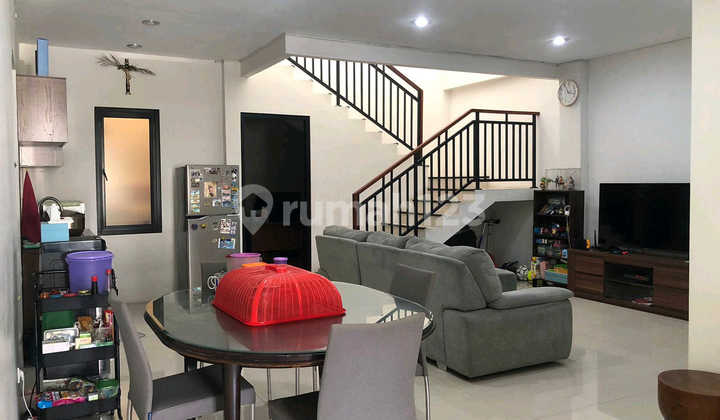 Rumah Bagus Murah Kutisari Surabaya Rumah Bagus Murah Kutisari Surabaya