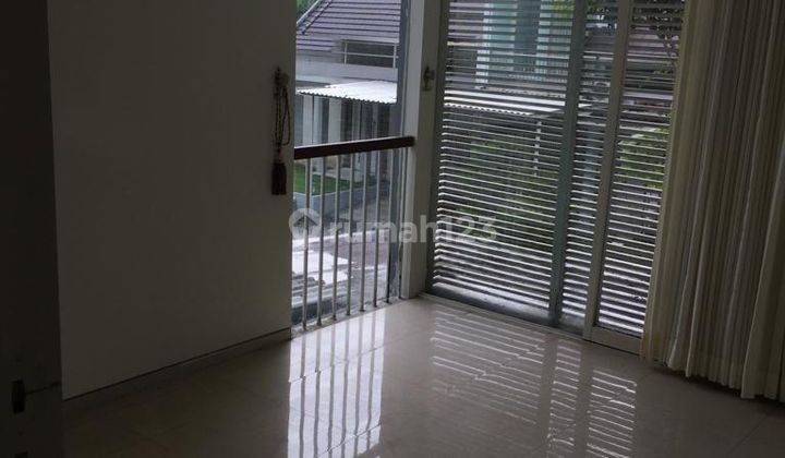 Disewakan Rumah 2 Lantai Green Wood Citraland 4