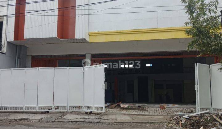 Disewakan Tempat Usaha Lokasi Strategis 1,5 Lt Siap Huni Rungkut Asri  1