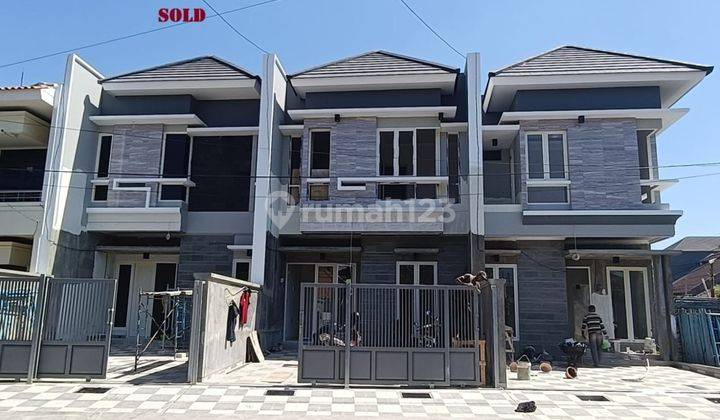 Rumah Baru 2 lantai Jemursari Timur Row jalan sangat lebar 1