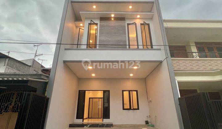 Dijual Rumah Baru Premium di Mulyosari Tengah  1