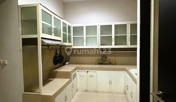 Dijual / Disewakan rumah siap huni Semi furnished Dian istana Park Avenue  2