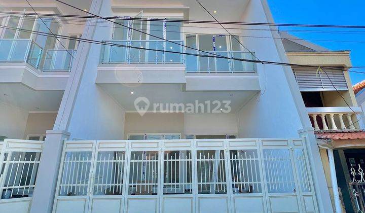 Dijual Rumah Baru Minimalis Mulyosari Utara 1