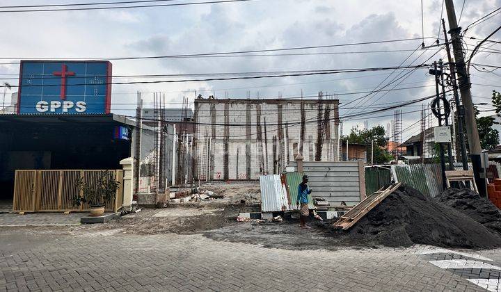 Dijual Rumah Baru 2 Lt Mewah Kekinian Kutisari Indah Lebar 7,5 Meter on Progres  2