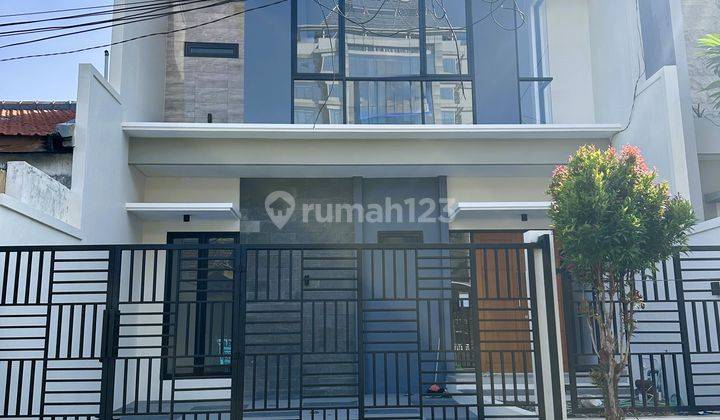 Di Jual Rumah Baru Gress 2 Lt Manyar Rejo Lebar 8 Dekat Kampus 2