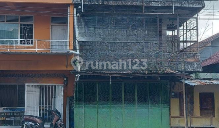 For Sale, Shop House in Gowa Near Sultan Hasanuddin Street, K.H. Wahid Hasyim Street, Andi Tonro Street. 1