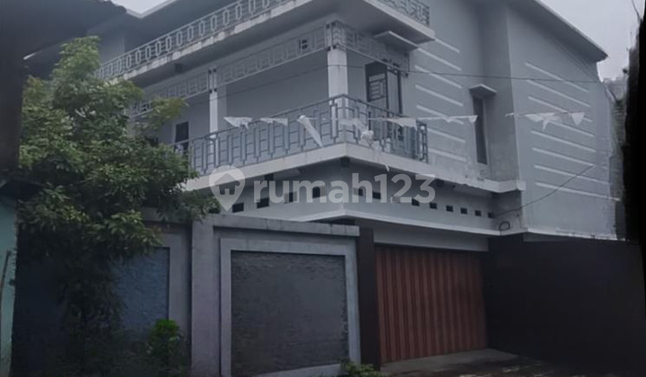 House for Sale in Makassar near Aroepala Street, Minasaupa Street, Karungrung Street. 1