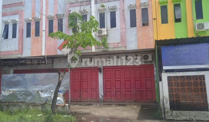 For Sale: Makassar Shop House Near Perintis Kemerdekaan Road, Paccerakkang Street 1