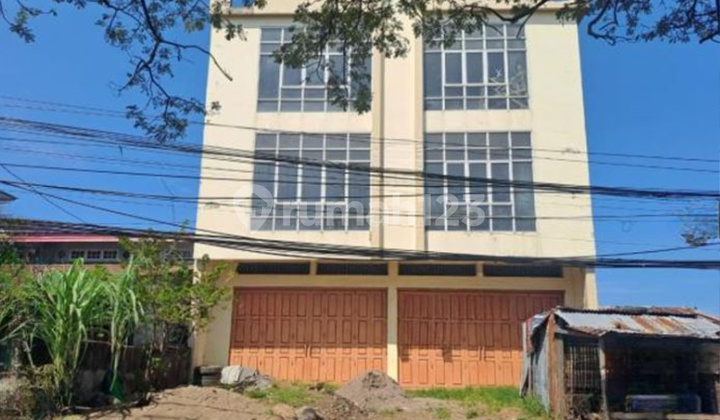 For Sale Shop House Around Malino Main Road, Gowa 1