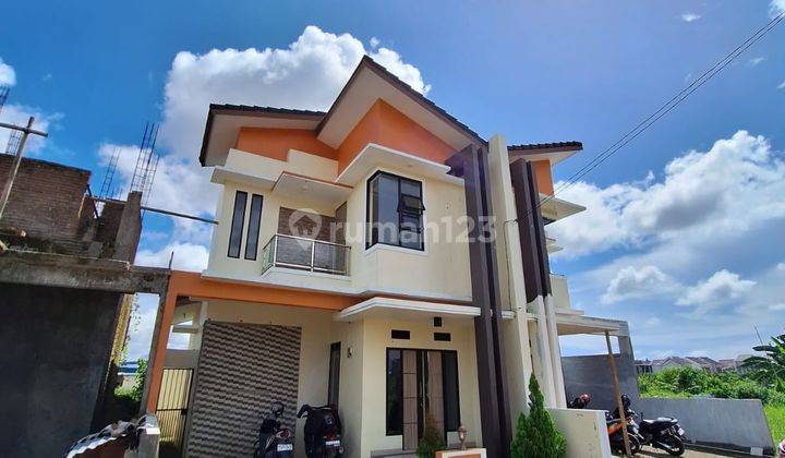 Rumah 2 Lantai di Makassar Kota Sekitar Jalan Letjen Hertasning, Jalan Aroeppala, Minasa Upa, Makassar 1