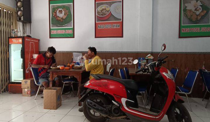 Ruko di Makassar Kota Sekitar Jalan Boulevard, Jalan Pengayoman, Mall Panakukkang
, Makassar 2