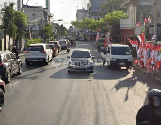 di Makassar Kota Sekitar Jalan Veteran, Jalan Kerung Kerung, Jalan Maccini Baru, Makassar 1