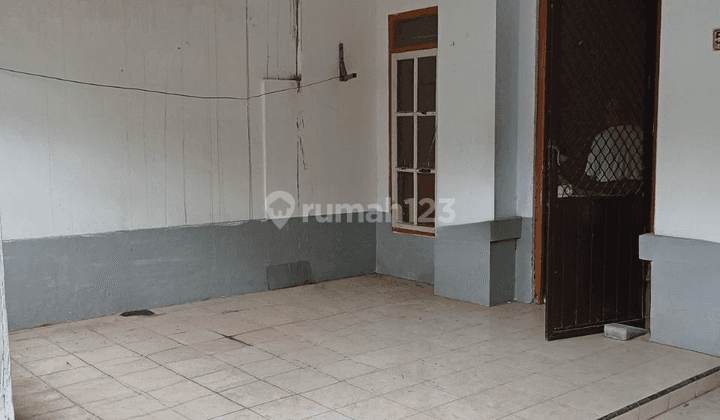 Rumah di Makassar Sekitar Jl Metro Tanjung Bunga

, Makassar 2