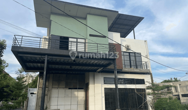 Rumah di Makassar Kota Sekitar Jl Boulevard, Jl Meranti, Jl Batua Raya, Panakkukang, Makassar 2