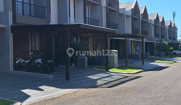 Rumah 2 Lantai di Makassar Kota Sekitar Dekat Bandara, Jl Perintis Kemerdekaan, Summarecon , Makassar 2