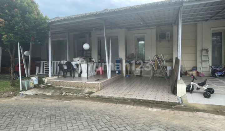 For Sale House in Makassar near Barombong Street, Tanjung Bunga 1