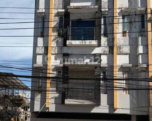For Sale, Shop House in Makassar near Letjen Hertasning Street, Toddopuli Raya Street, Pengayoman Street. 1
