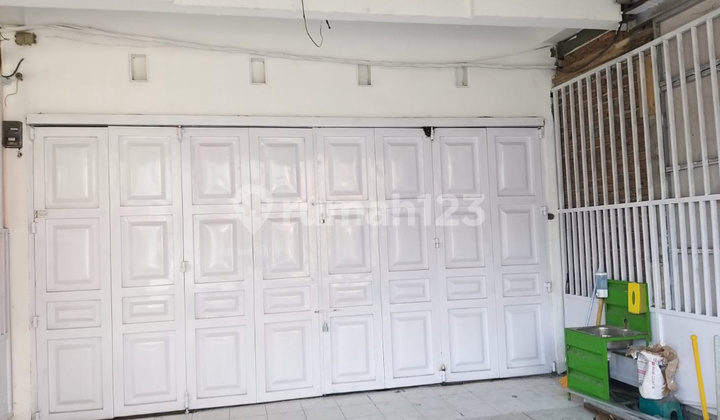 For Sale: Commercial Shop-House in Makassar, Near Sultan Alauddin Road, Talasalapang Street, Jipang Raya Street.