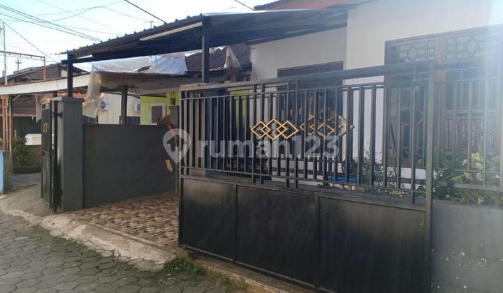 For Sale House in Makassar Near Dr. Ratulangi Street, Jl Lanto Dg Pasewang, Jl Amirullah