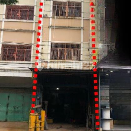 For Sale, Commercial Building in Makassar, Near Tentara Pelajar Street, Tarakan Street, Yos Sudarso Street. 1