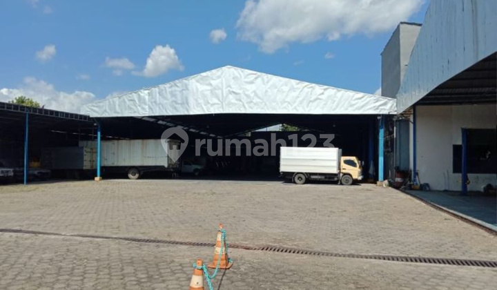 Warehouse for Sale Around Sultan Hasanuddin Road, Jl Tamanurung Raya, Gowa
